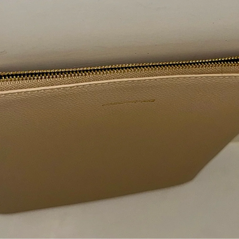 Maison de Sabré Pebbled Leather Laptop Sleeve / Document Case Beige New WOT